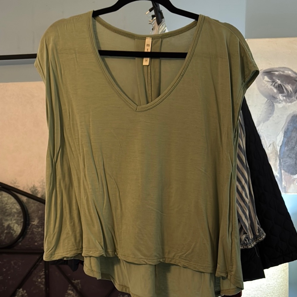 MTS Green Asymmetrical Cap Sleeve Blouse